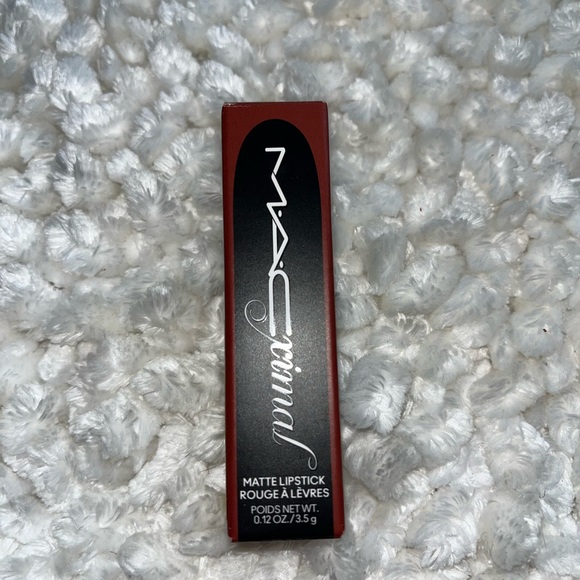 MAC Cosmetics Matte Lipstick - Rich Brown - Picture 4 of 6
